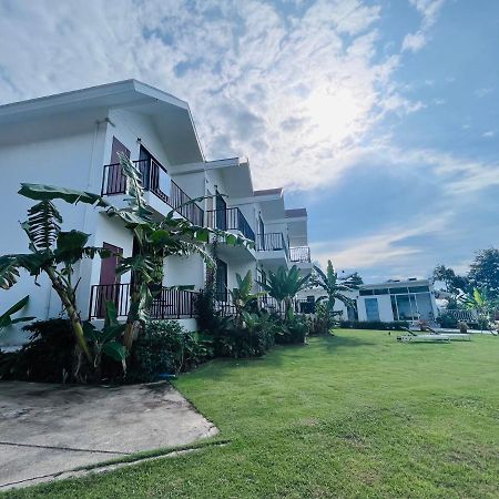 White Seaview Residence 功孟海滩 外观 照片